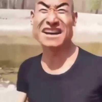 他妈的读它的人