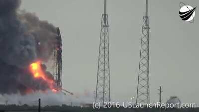 SpaceX Falcon 9 rocket, carrying the Amos 6 satellite, explodes while preparing for a static fire at Cape Canaveral AFB. 1 September 2016.