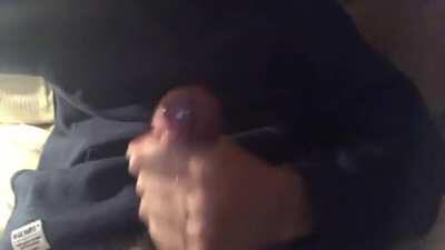 Scottish guys cum a lot 😏