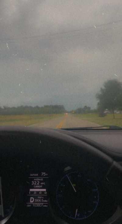 Just Sunday driving. Flashing other cars😇