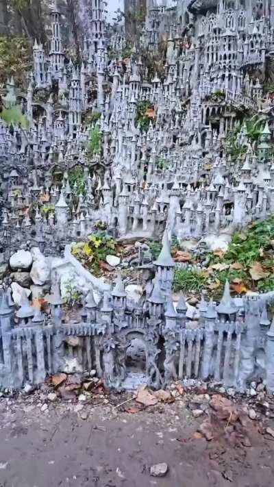 This dude has a lotta patience(source link in description)