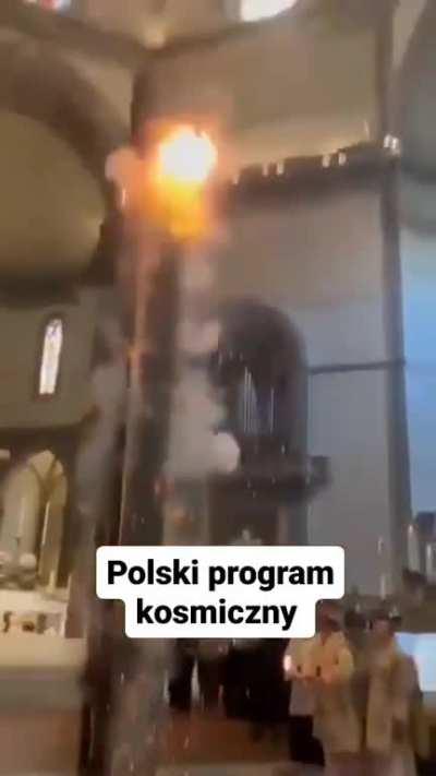 'Yes, Poland can space' ð