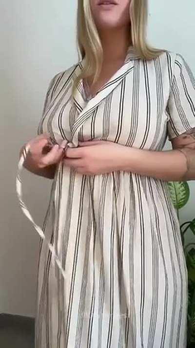 [kik YourIrishJobud] How your gf answers the door to your buds