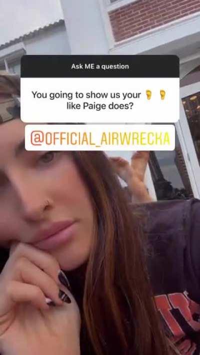 Paige VanZant’s friend, Airwrecka (she does photoshoots with her on Paige’s site)