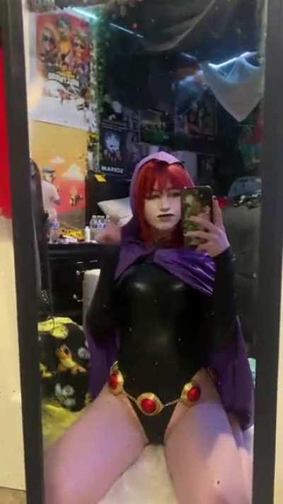 Old raven cosplay
