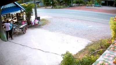 Thailand (?): Accident with box truck, very lucky person