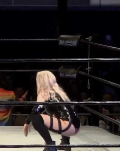 Scarlett Bordeaux