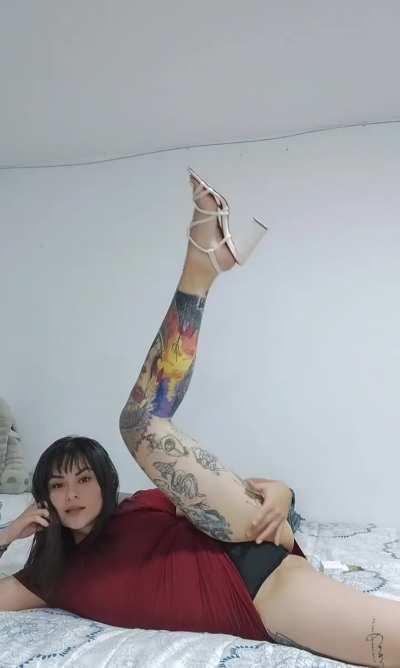 Perfect spot to drain your balls tonight!