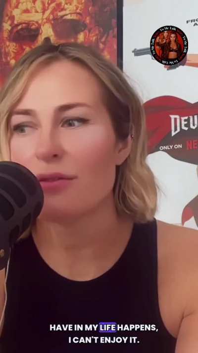 Scout Taylor-Compton & Danielle Harris : Halloween