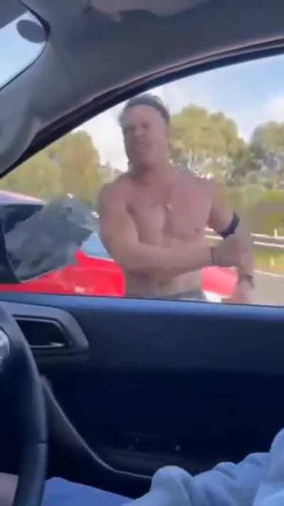 Old dude remained so calm