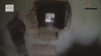 Jabhat Fatah al Sham troops advance into the sawmill area of Aleppo and kill 1 regime fighters in close quarters combat. [October 28th, 2016]