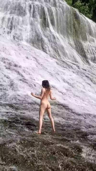 Playful naughty nymph-O 💦🧚‍♀️[GIF]