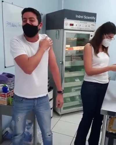 É assim que se toma vacina