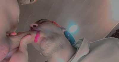 Is my cousin Logan a good cocksucker? 🍆🤤Or does he needs more practice?🤔