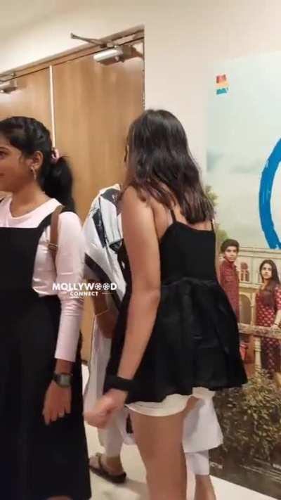 Anikha Surendran 🖤🤤💦