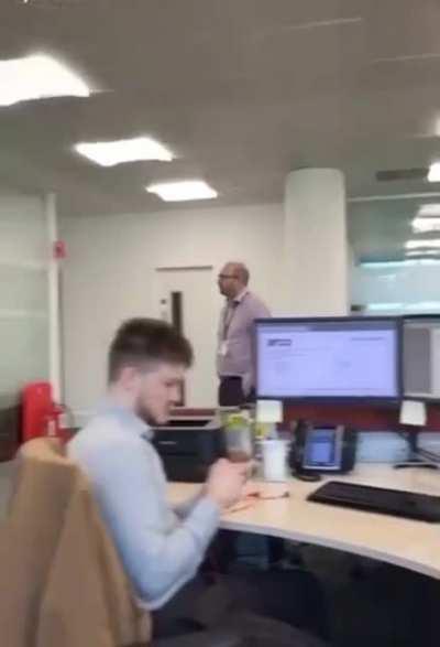 Bored office days... (volume on)