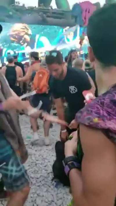 Smelly wooks refuse deodorant