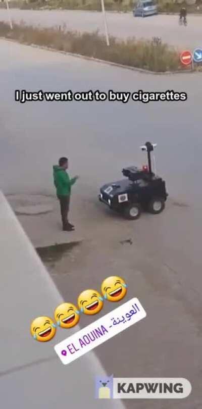 Tunisian police using robots to tell people to stay home