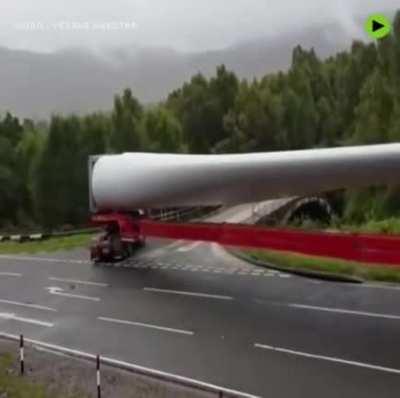 Кто-то хорошо постарался чтобы влезть