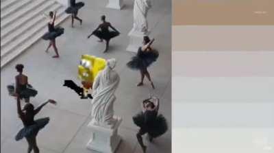 Spongebob hard in the paint