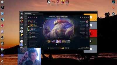 Lock In Bug In the League of Legends Client. Has anyone else run into this before? I have extremely slow internet, but I do not know what else it could be.