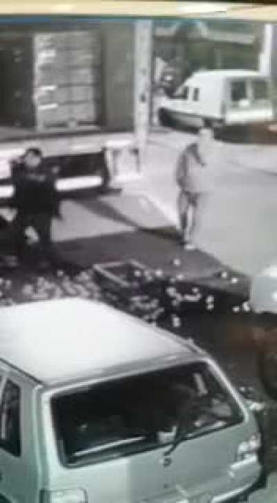 Cómo (no) descargar 10.800 huevos en 1 segundo