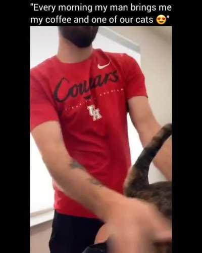 Coffee and cat best thing to start a day...