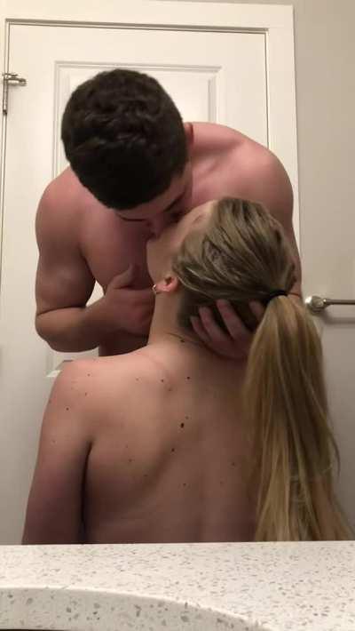 Sloppy kisses during a sloppy blowjob🤤😍