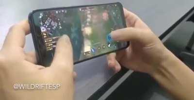 Here we can see a gameplay of ezreal