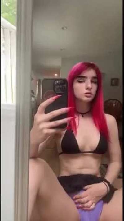 Would you let a trans girl be your late-night obsession? 😏