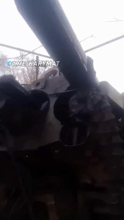 UA POV: THe M777 howitzer of the Ukrainian army with a barrel torn off due to wear and tear