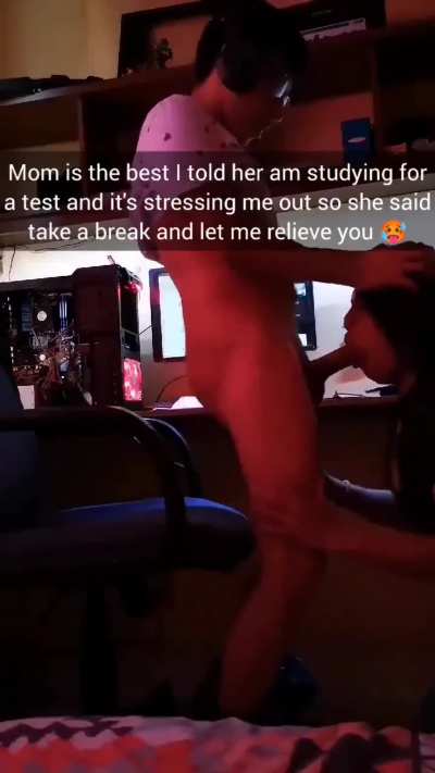 Took a study break to relieve some stress with mommy