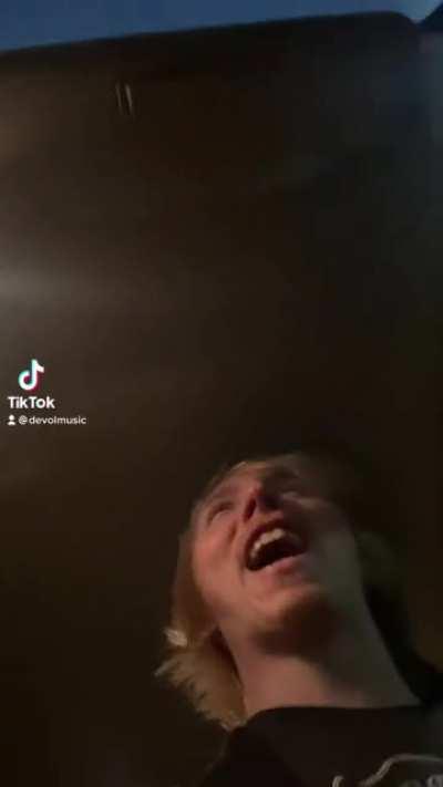 Pastor Joe Cammilleri likes em thicc