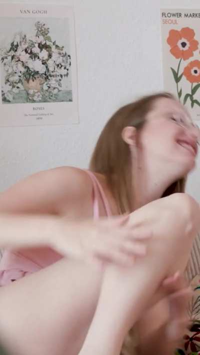 what is her name? the one with specs?...Couple GIF by ersties