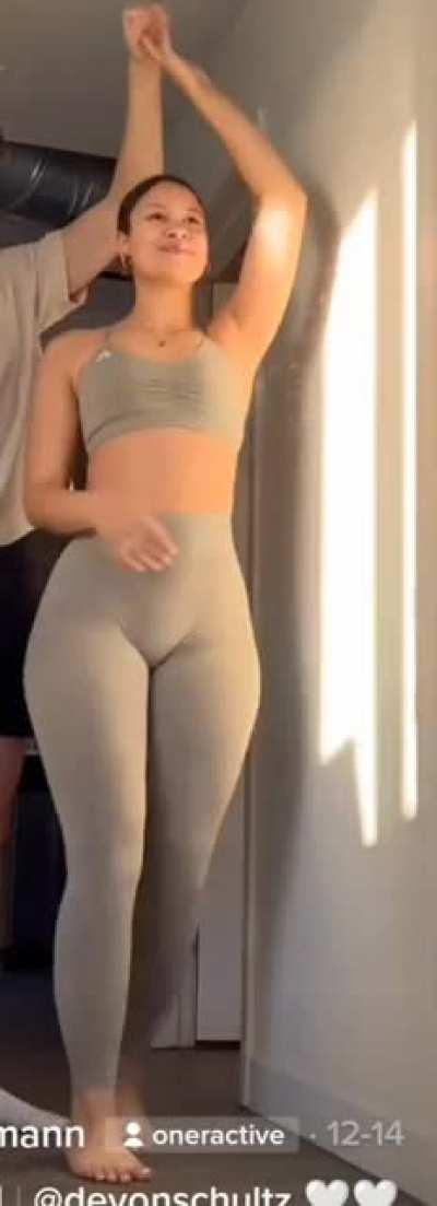 thick ass and dimples