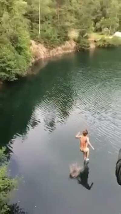 EXTREME CLIFF JUMPING