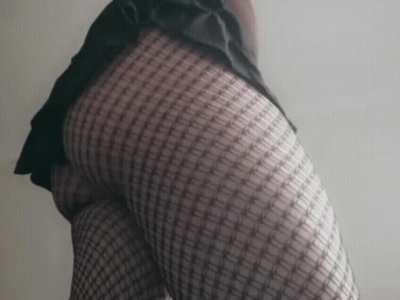 Thicc thighs hide many secrets~