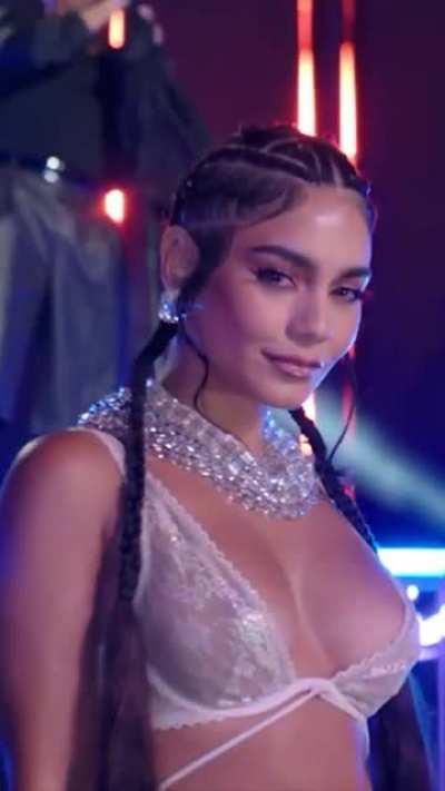 [Sucker Punch] Vanessa Hudgens