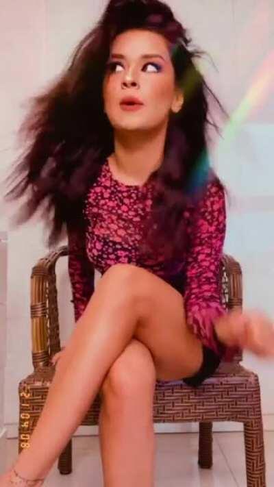 Nangi thighs of my sexy sardarni Avneet Kaur 👅👅👅💋💋💦💦(new)
