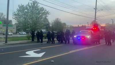 Police use smoke and pepper spray to clear protesters - Akron, Ohio 19th April