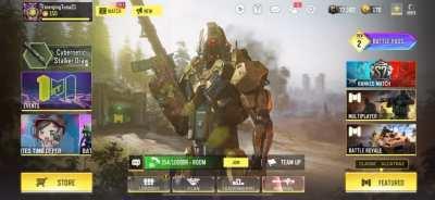 Did anyone notice that if you sit in the lobby an EMP will go off