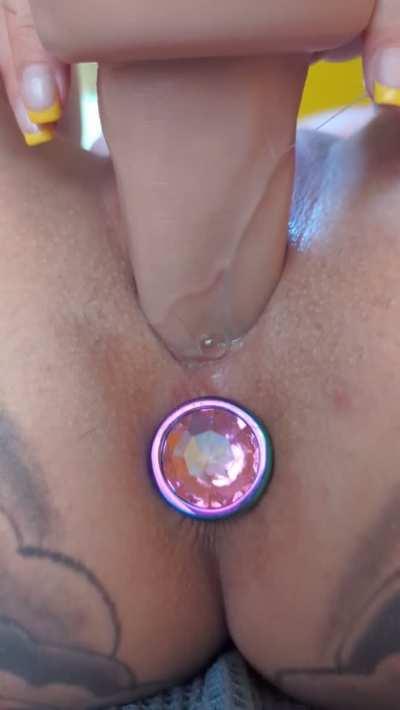 Enjoying this toy and myself 🫦