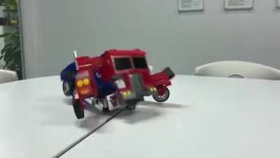 Optimus Prime robot that actually transforms!