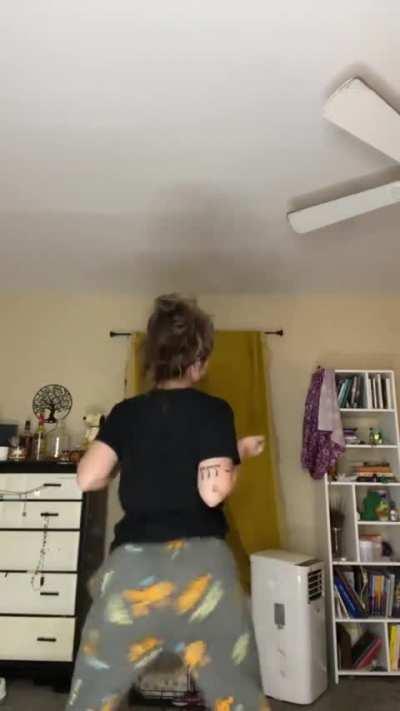 zoe_ebarb - Video #2527