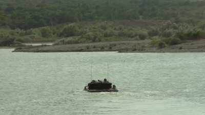 2S25 Sprut-SD 125mm light amphibious and airdroppable tank destroyer