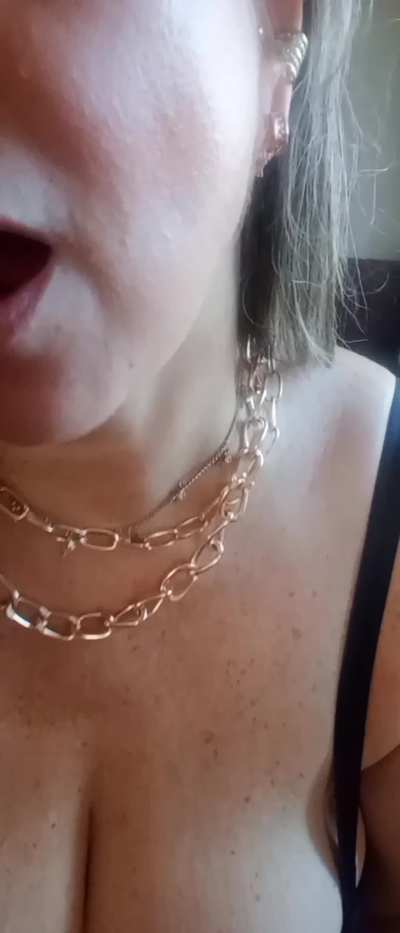 POV me under your desk while work