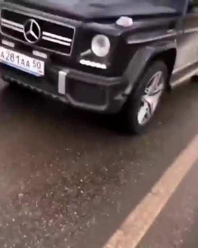 Get back in your car sir