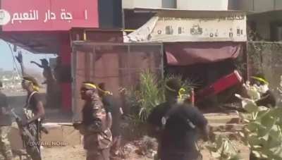 Heavy clashes in Sudan. Militants shoot up incoming enemy fighter on a motorcycle [march 2025]