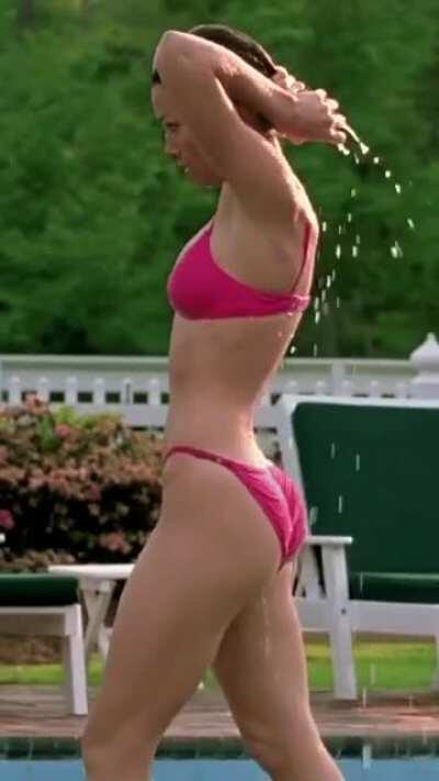 Jessica Biel has one of the hottest bodies on the planet!