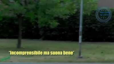 Suntem peste tot, acasă...